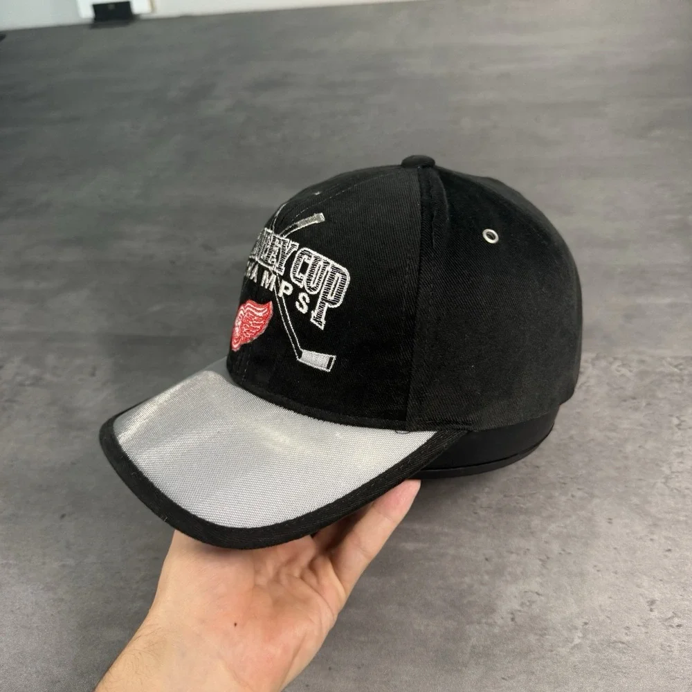 Vintage 90s Detroit Red Wings Hat Starter Stanley‎ Cup Champions Cotton Hockey